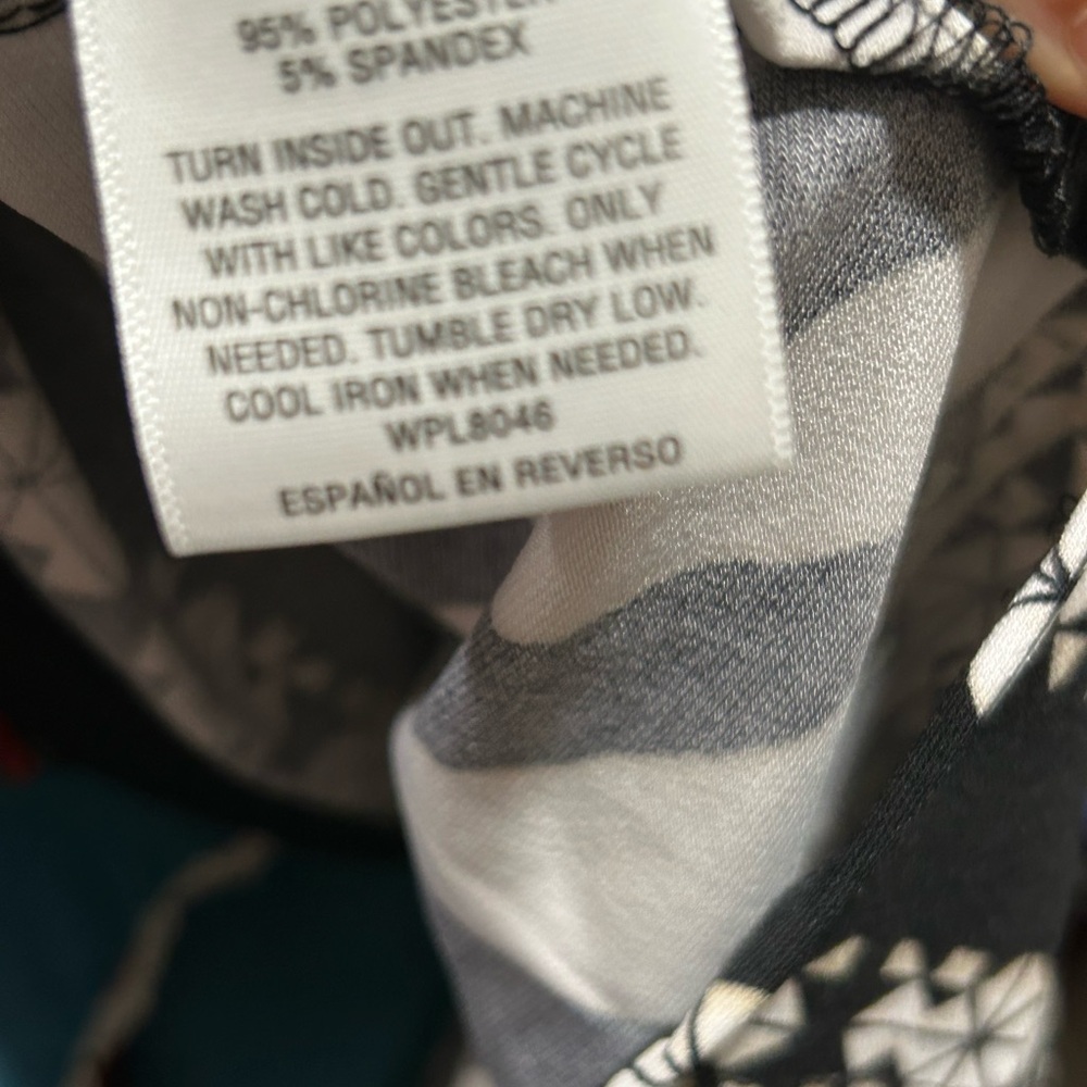 JM Blouse - Picture 4 of 6